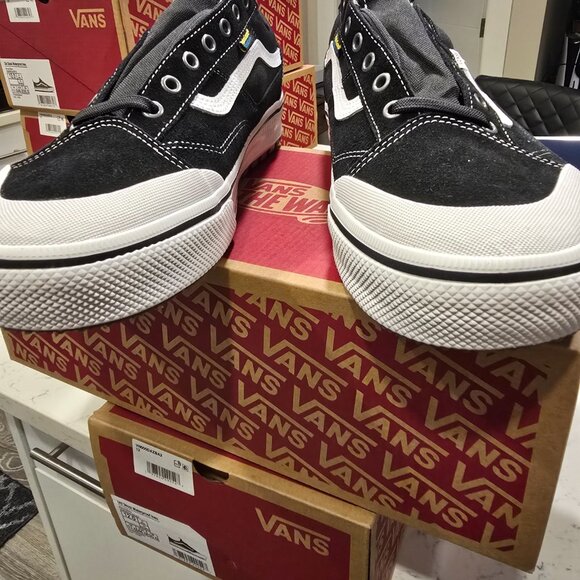 Vans Mte Old Skool Waterproof Black White VN000CVNBA2 Mens Size 13 Shoes NEW - Picture 5 of 12